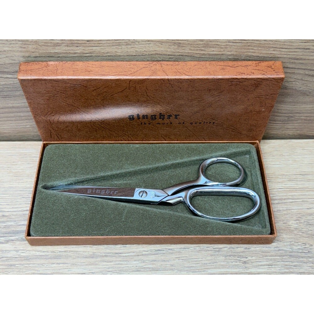 Vintage Gingher G-7 Dressmaker Shears Scissors Knife Edge w/ Original Box